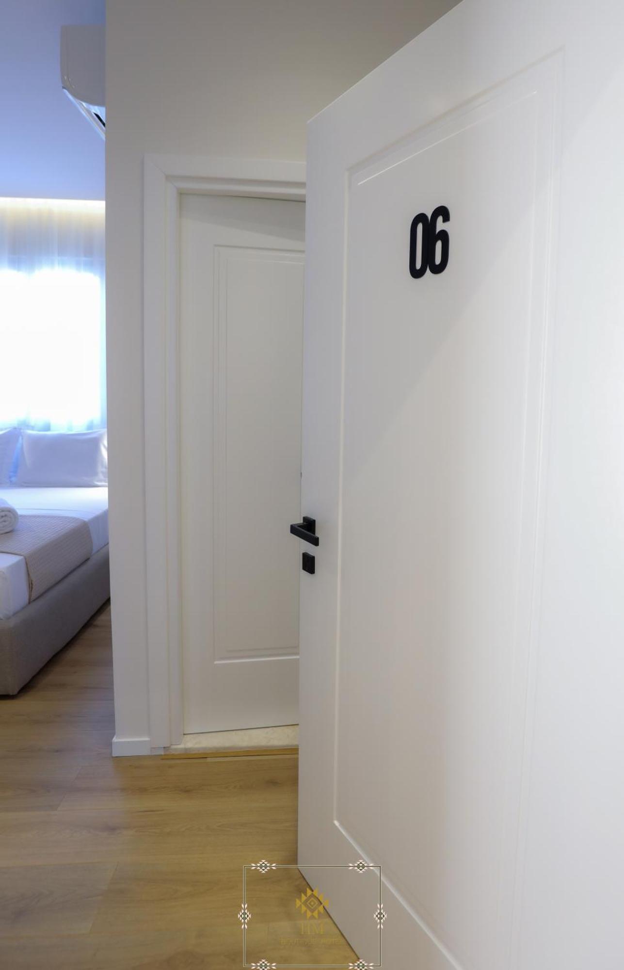 Hm Boutique Hotel Krujë Eksteriør bilde