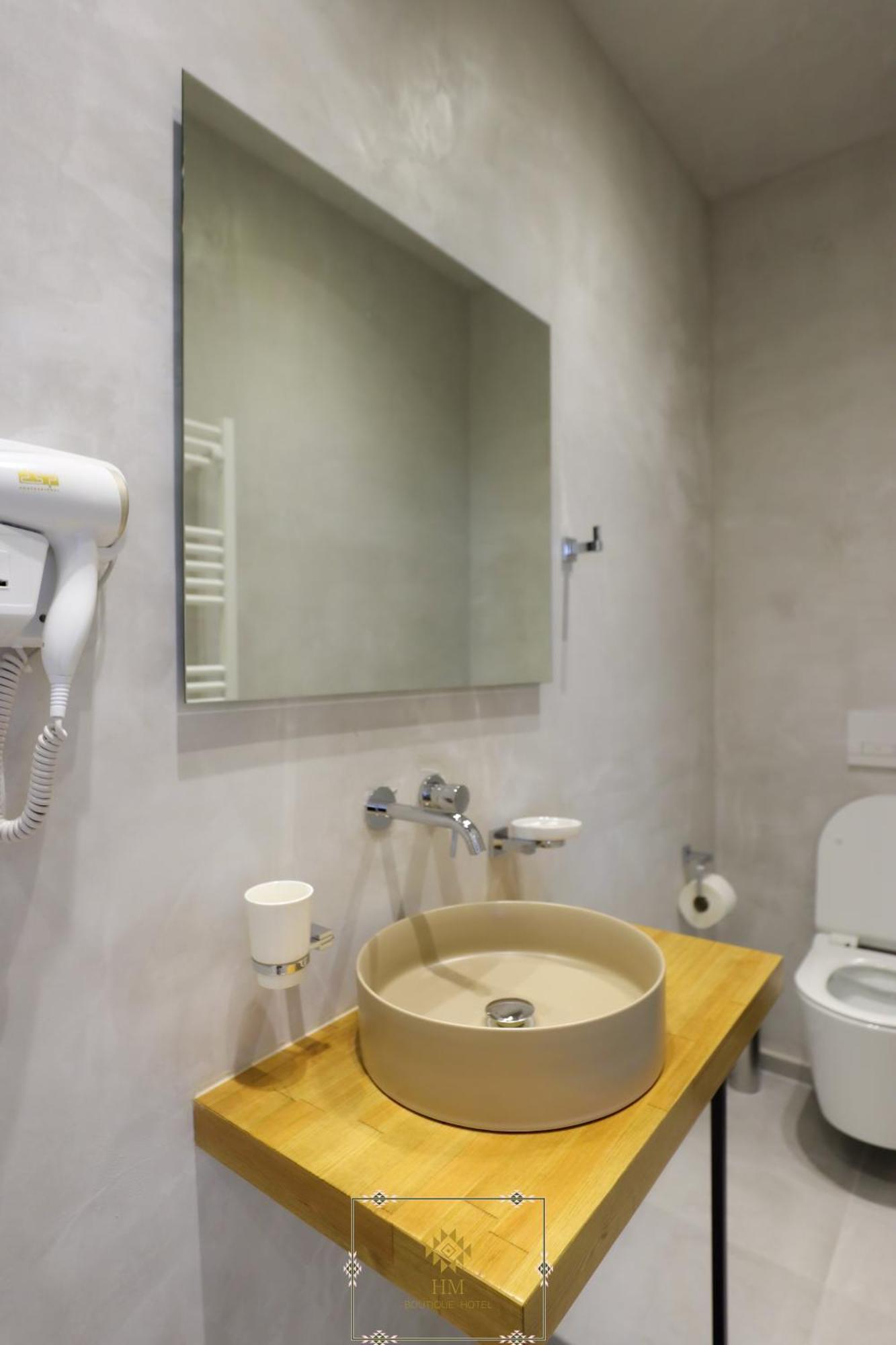 Hm Boutique Hotel Krujë Eksteriør bilde
